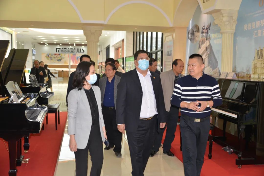 筑梦奋进 新程再启 | 雷州市政协调研组莅临钱柜777高新科技产业园调研“三化三大”工作