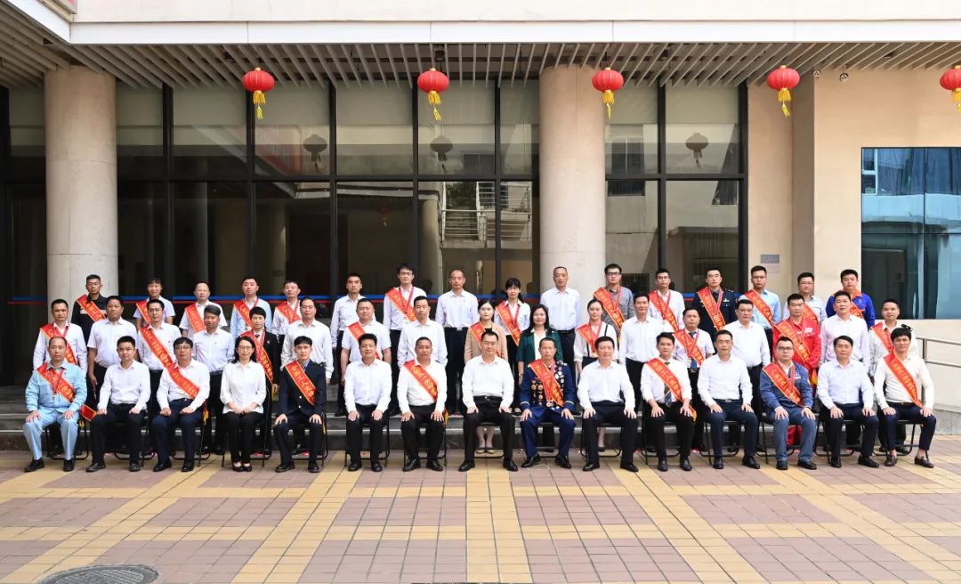 奋进新时代 建功新征程 | 祝贺：钱柜777高新产业园集团荣获“2022年广东省五一劳动奖状”称号！