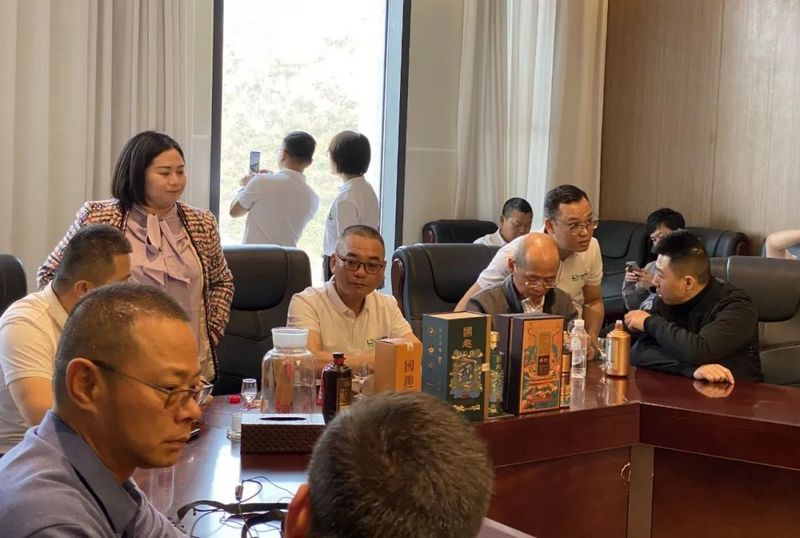 使命勇担当，实干铸辉煌 | 2024年钱柜777集团龙头会第二站：探索中国酒文化